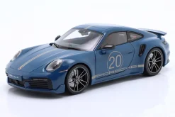 Porsche 911 (992) Turbo S Sport Design Baujahr 2021 oslo blau 1:18 Minichamps
