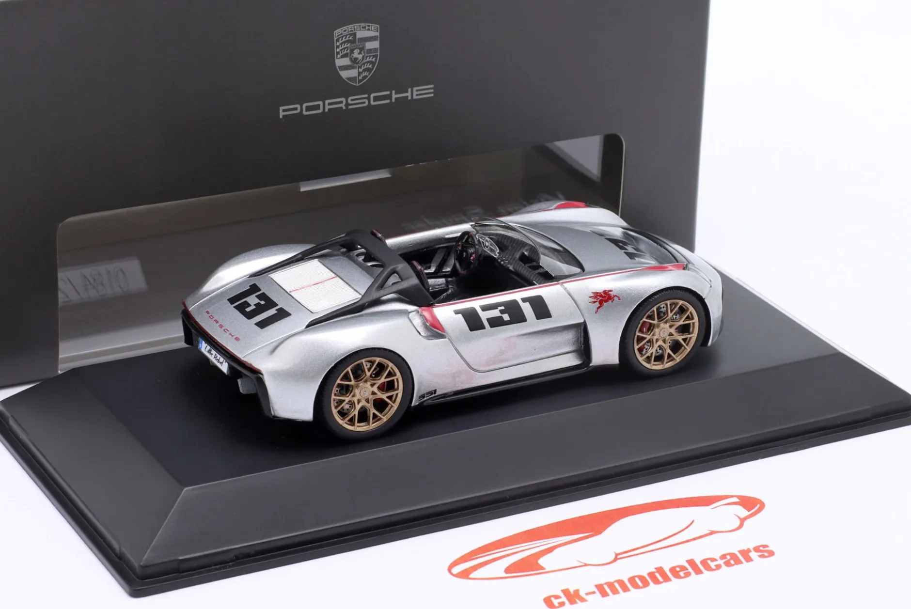 Porsche Vision Spyder Baujahr 2020 silber 1:43 Spark