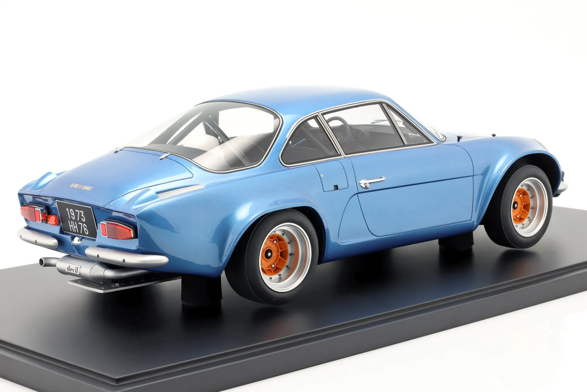 Renault Alpine A110 1800 Coupe Gr.4 1973 blau metallic mit Vitrine 1:8 GT-Spirit