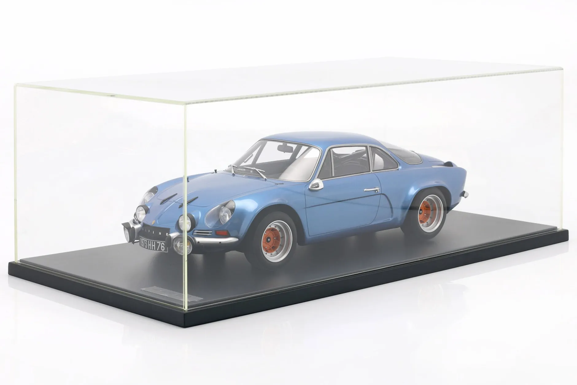Renault Alpine A110 1800 Coupe Gr.4 1973 blau metallic mit Vitrine 1:8 GT-Spirit