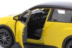 Renault 5 E-Tech electric Baujahr 2024 gelb 1:24 Bburago
