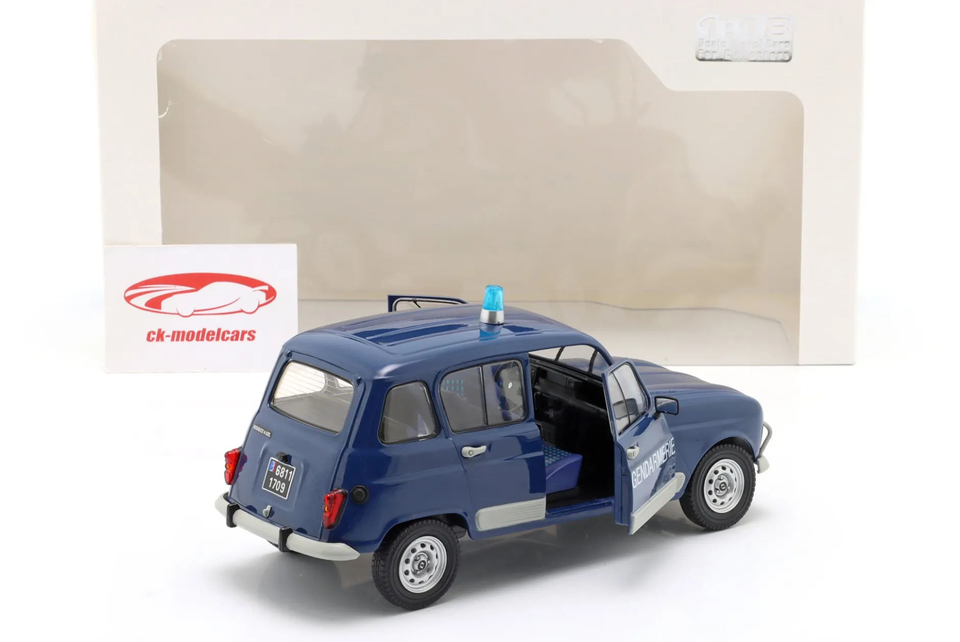 Renault 4L Turbo Polizei Baujahr 1962 blau 1:18 Solido