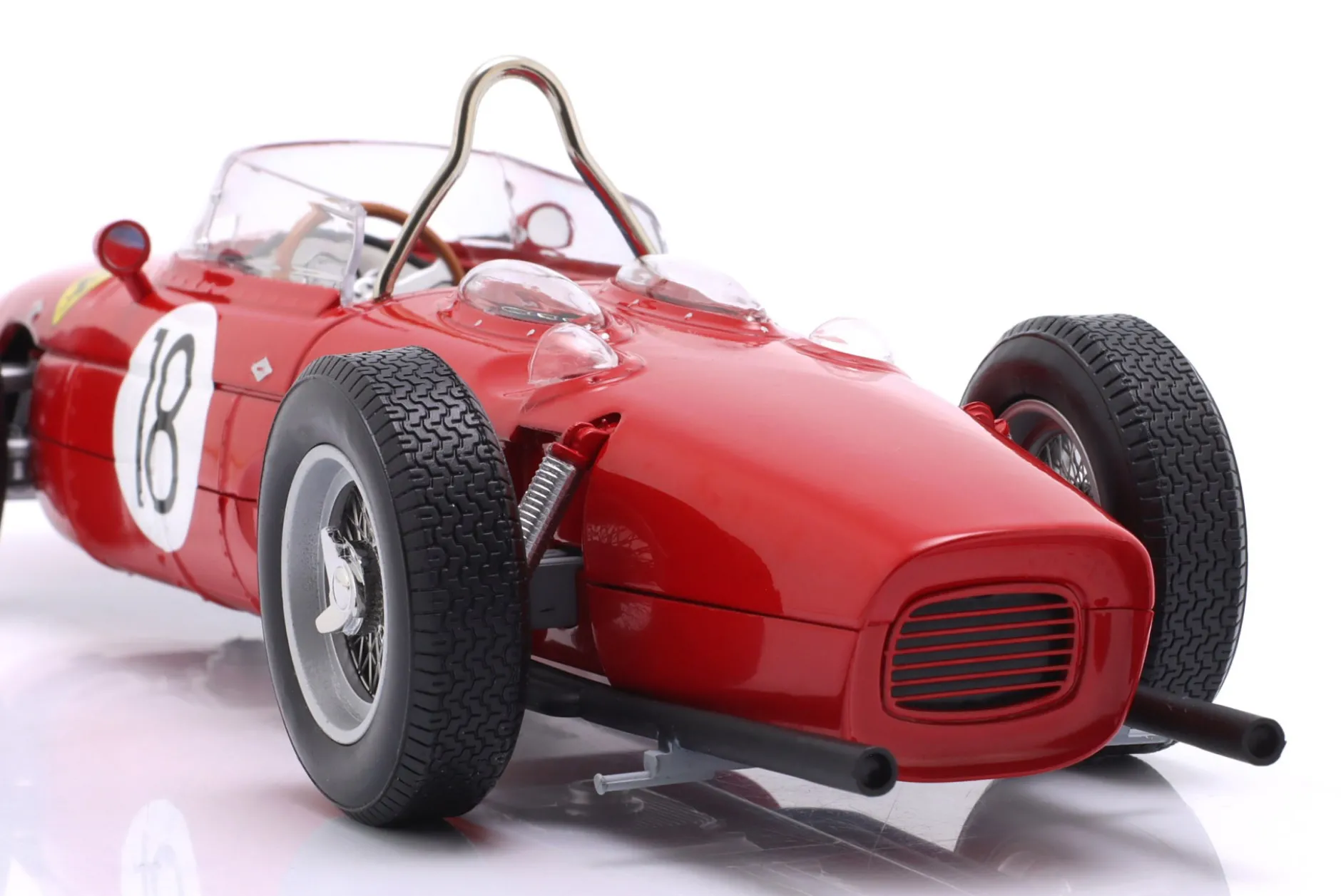 Richie Ginther Ferrari 156 Sharknose #18 Frankreich GP Formel 1 1961 1:18 WERK83