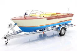 Riva Junior Motorboot auf Anhänger 1966 elfenbein / gelb / braun / blau 1:18 MITICA