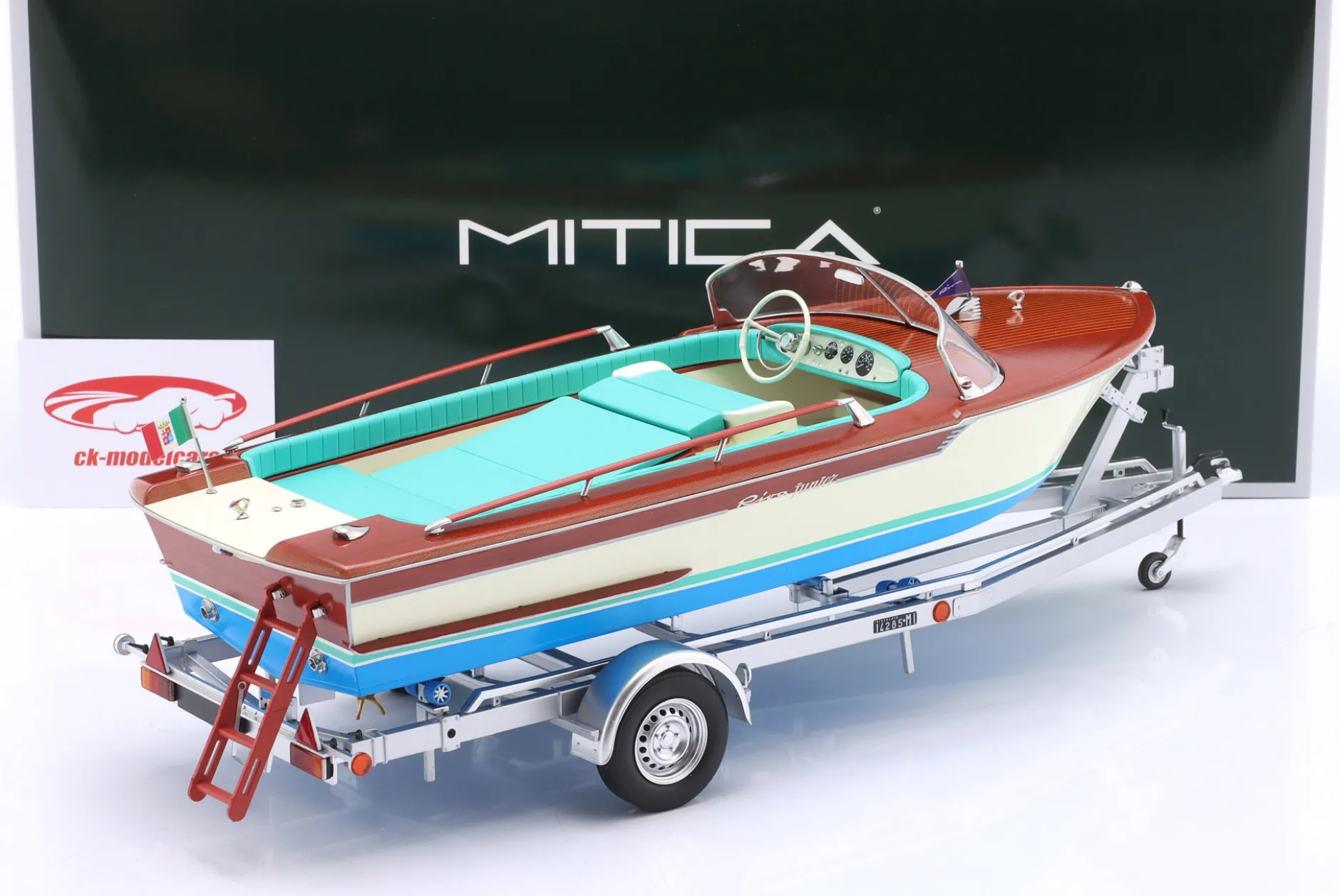Riva Junior Motorboot auf Anhänger 1966 elfenbein / blau / braun / türkis 1:18 MITICA