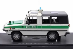 RMA Amphi Ranger 2800 SR Polizei 1985 weiß / grün 1:43 AutoCult