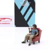 RWB-Legende Akira Nakai San Figur #1 mit Sessel 1:18 American Diorama