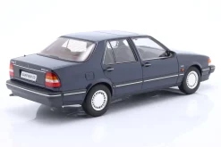 Saab 9000 CD Turbo Baujahr 1990 dunkelblau 1:18 Triple9