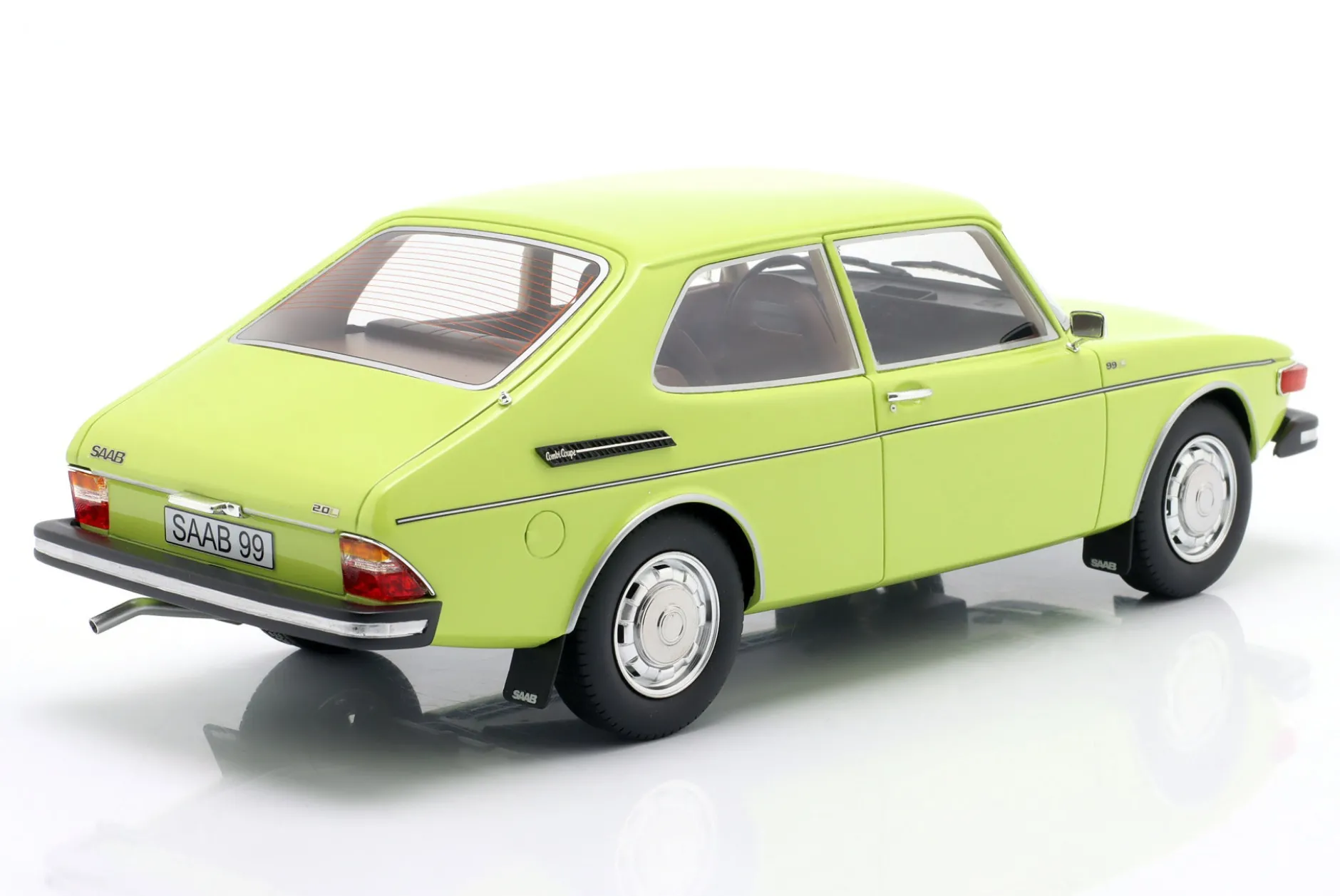 Saab 99 Combi Coupe Baujahr 1975 opal grün 1:18 Cult Scale