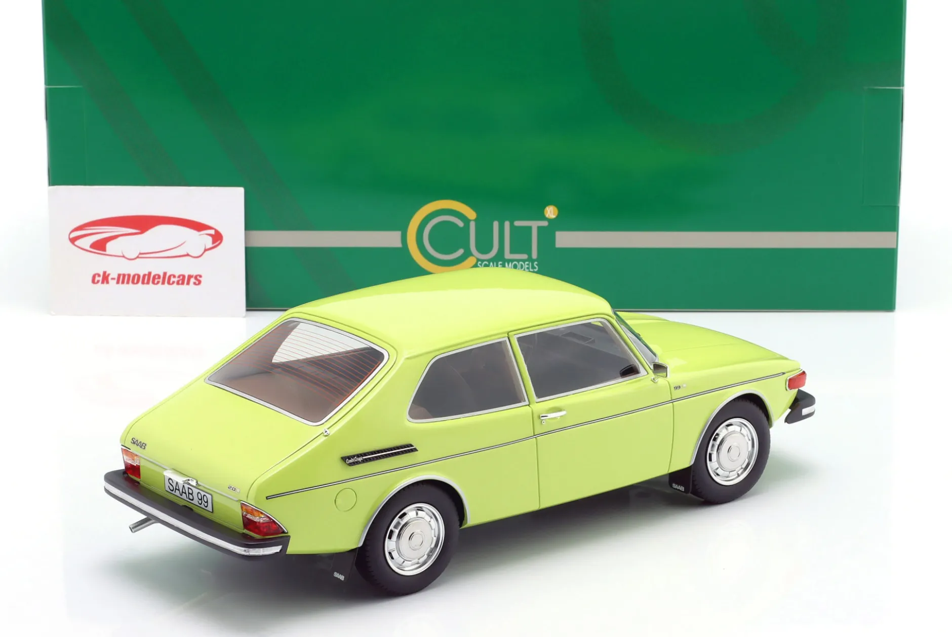 Saab 99 Combi Coupe Baujahr 1975 opal grün 1:18 Cult Scale