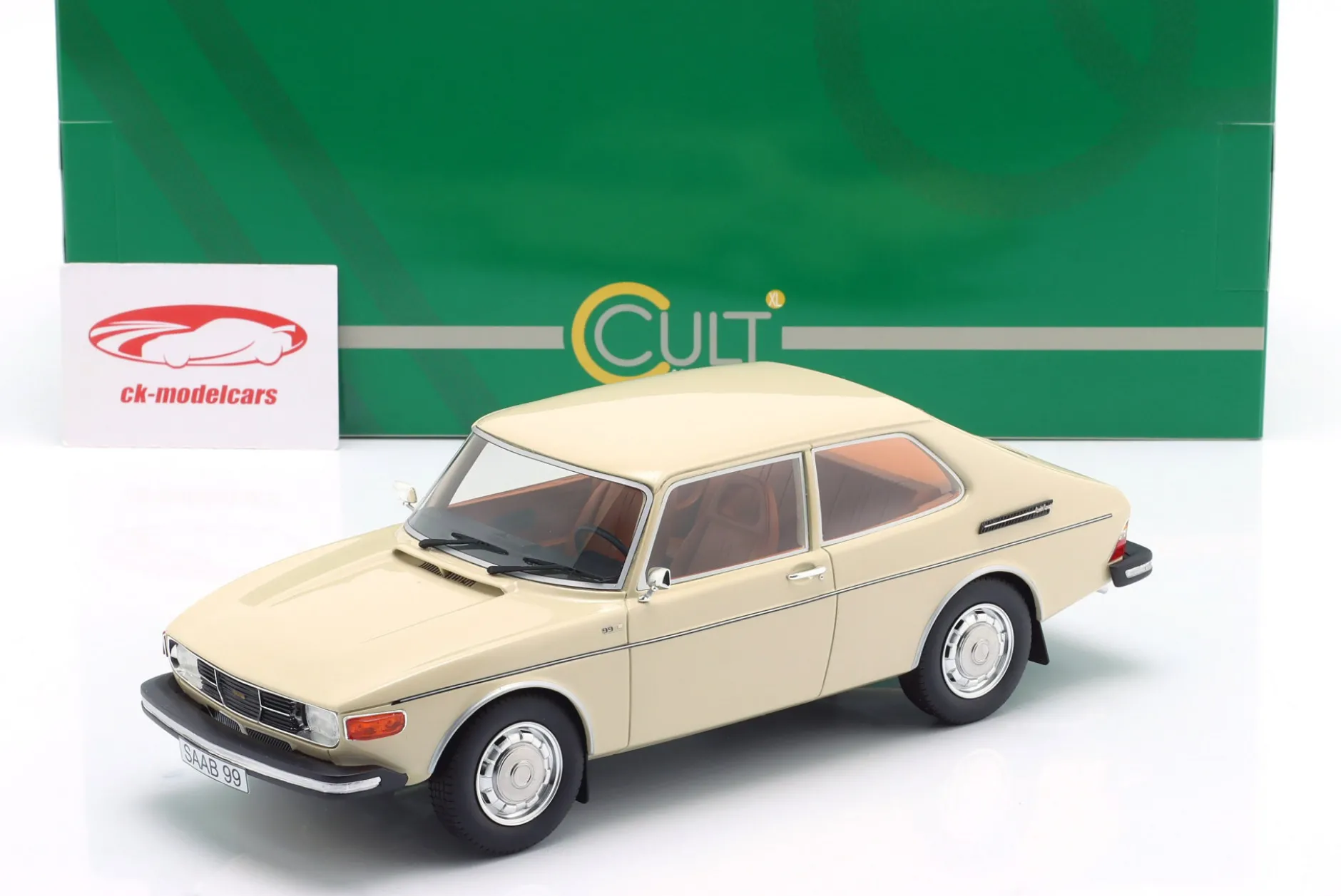 Saab 99 Combi Coupe Baujahr 1975 orchid weiß 1:18 Cult Scale