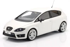 Seat Leon MK2 Cupra R Baujahr 2010 weiß 1:18 OttOmobile