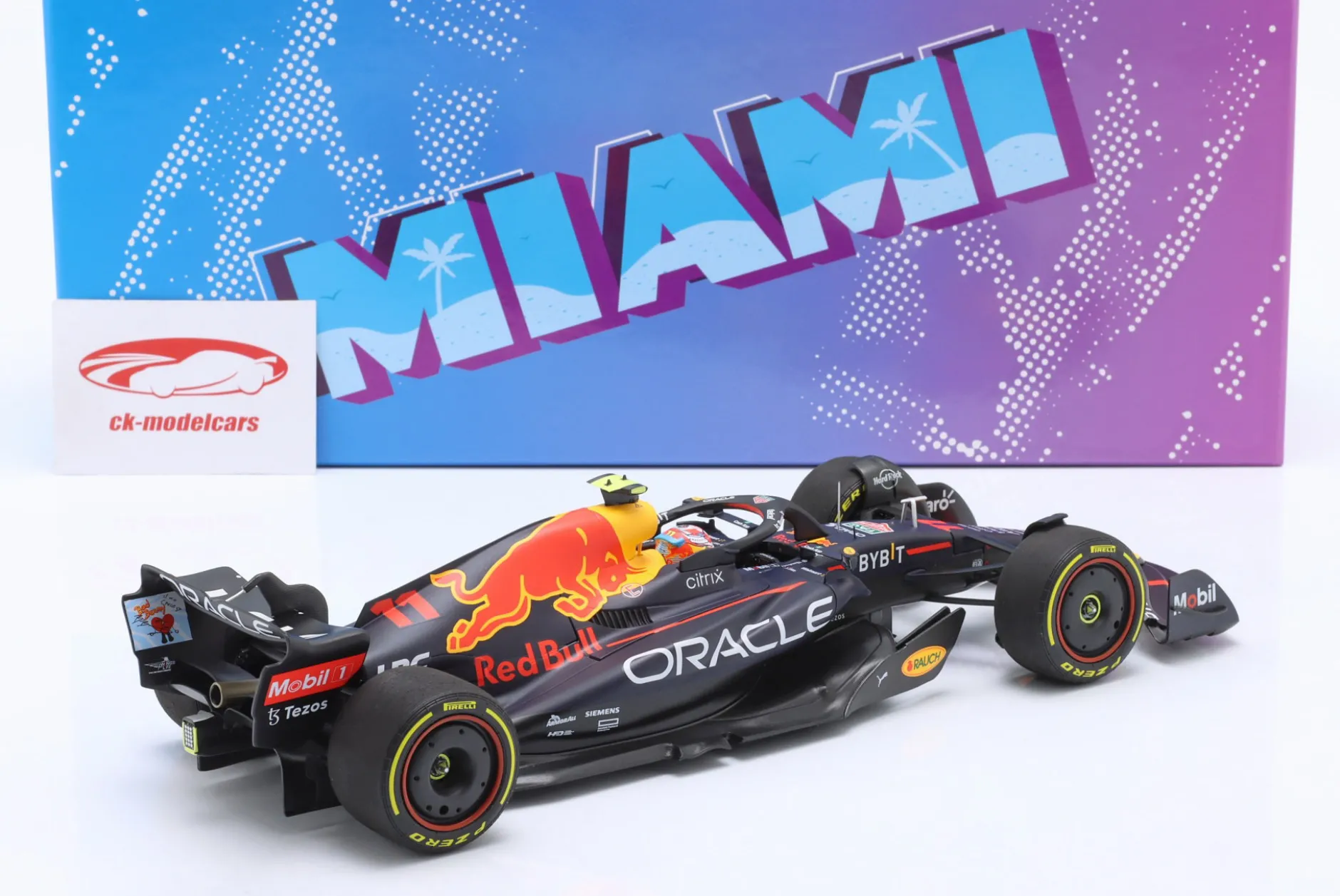 Sergio Perez Red Bull Racing RB18 #11 4th Miami GP Formel 1 2022 1:18 Minichamps