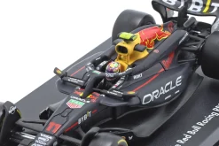 Sergio Perez Red Bull Racing RB20 #11 Formel 1 2024 1:43 Bburago