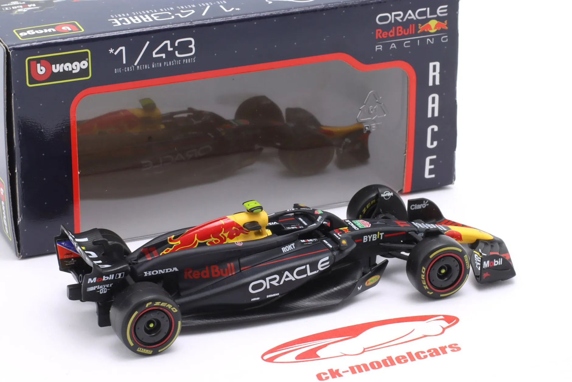 Sergio Perez Red Bull Racing RB20 #11 Formel 1 2024 1:43 Bburago