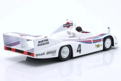 Set: Porsche 936 Martini #4 Sieger 24h LeMans 1977 mit Fahrerfigur schwarzer Helm 1:18 WERK83