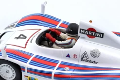 Set: Porsche 936 Martini #4 Sieger 24h LeMans 1977 mit Fahrerfigur schwarzer Helm 1:18 WERK83