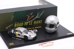 Set: Porsche 911 RSR-19 #911 mit Helm Michael Fassbender 1:43 / 1:5 Spark