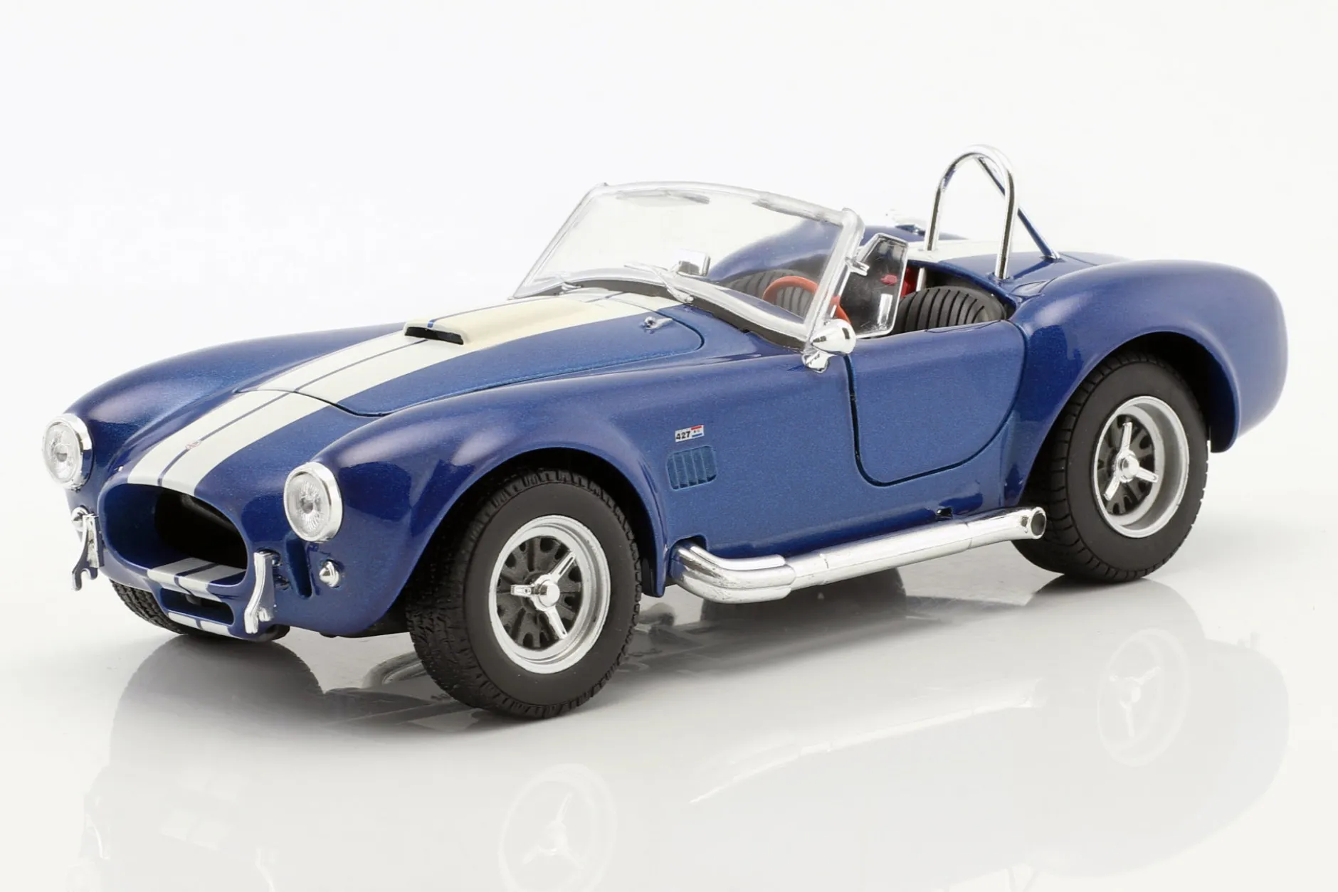 Shelby Cobra SC 427 Baujahr 1965 blau / weiß 1:24 Welly