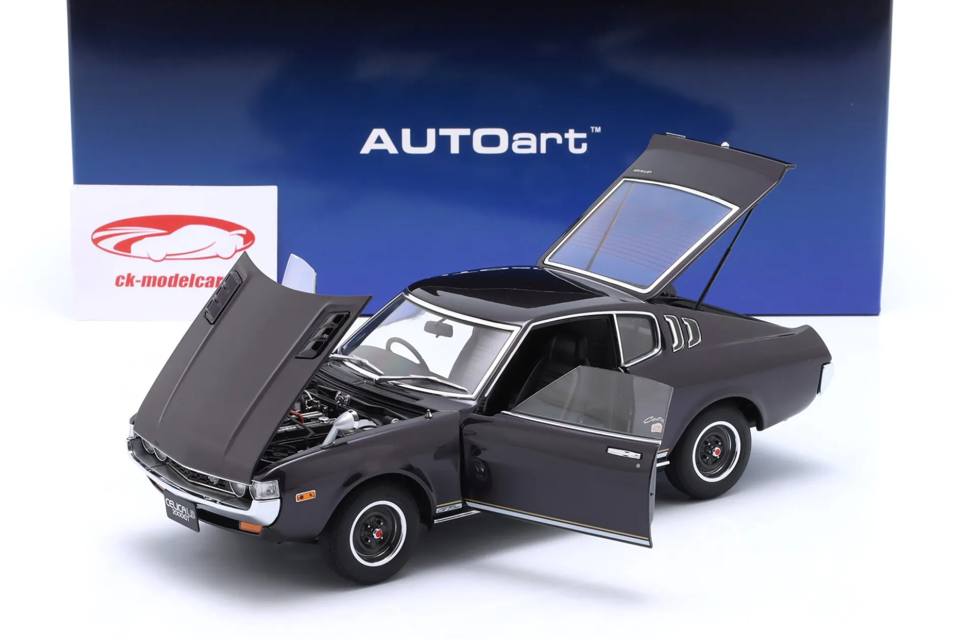 Toyota Celica Liftback 2000GT (RA25) 1973 dunkellila metallic 1:18 AUTOart