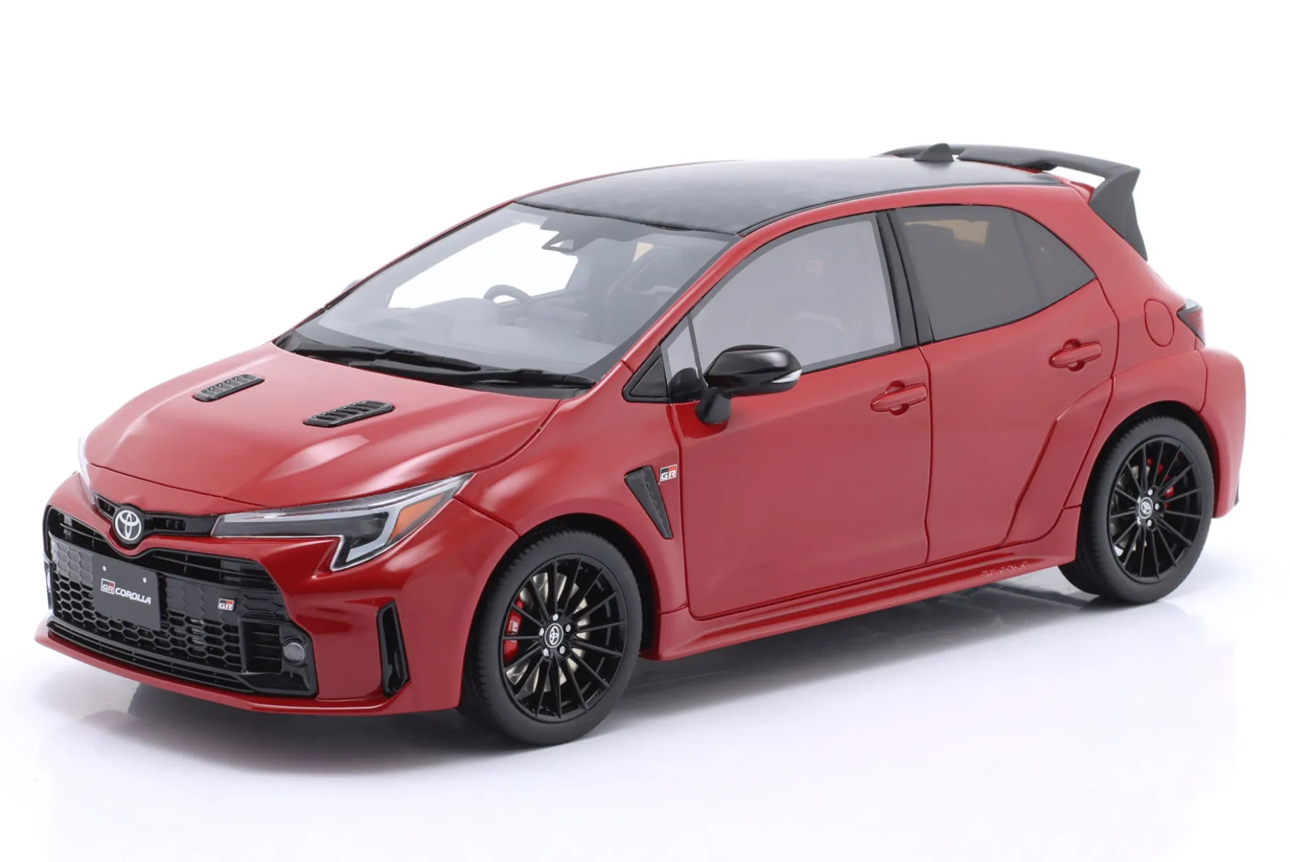 Toyota Corolla GR Circuit Edition 2022 supersonic rot 1:18 OttOmobile