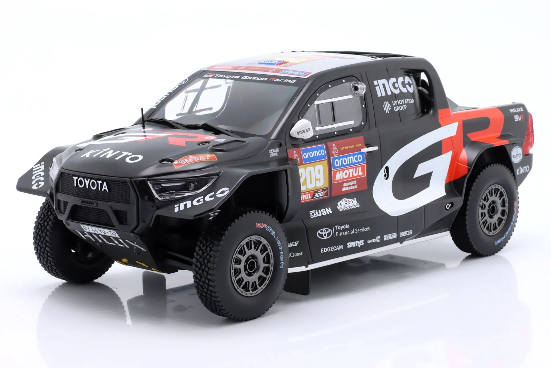 Toyota GR DKR Hilux Evo #209 7th Rallye Dakar 2024 de Villiers, Murphy 1:18 Ixo