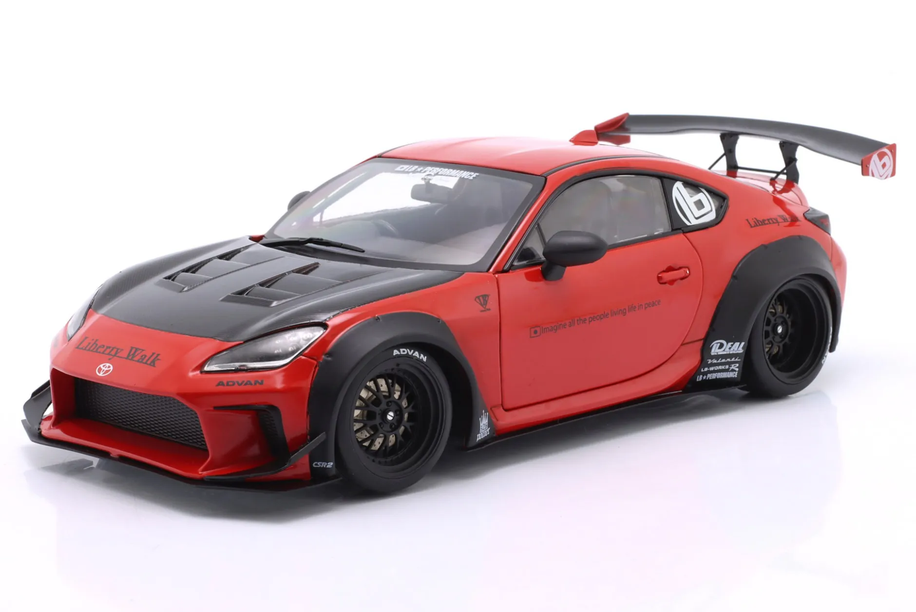 Toyota GR86 Liberty Walk Body Kit 2024 rot 1:18 Solido