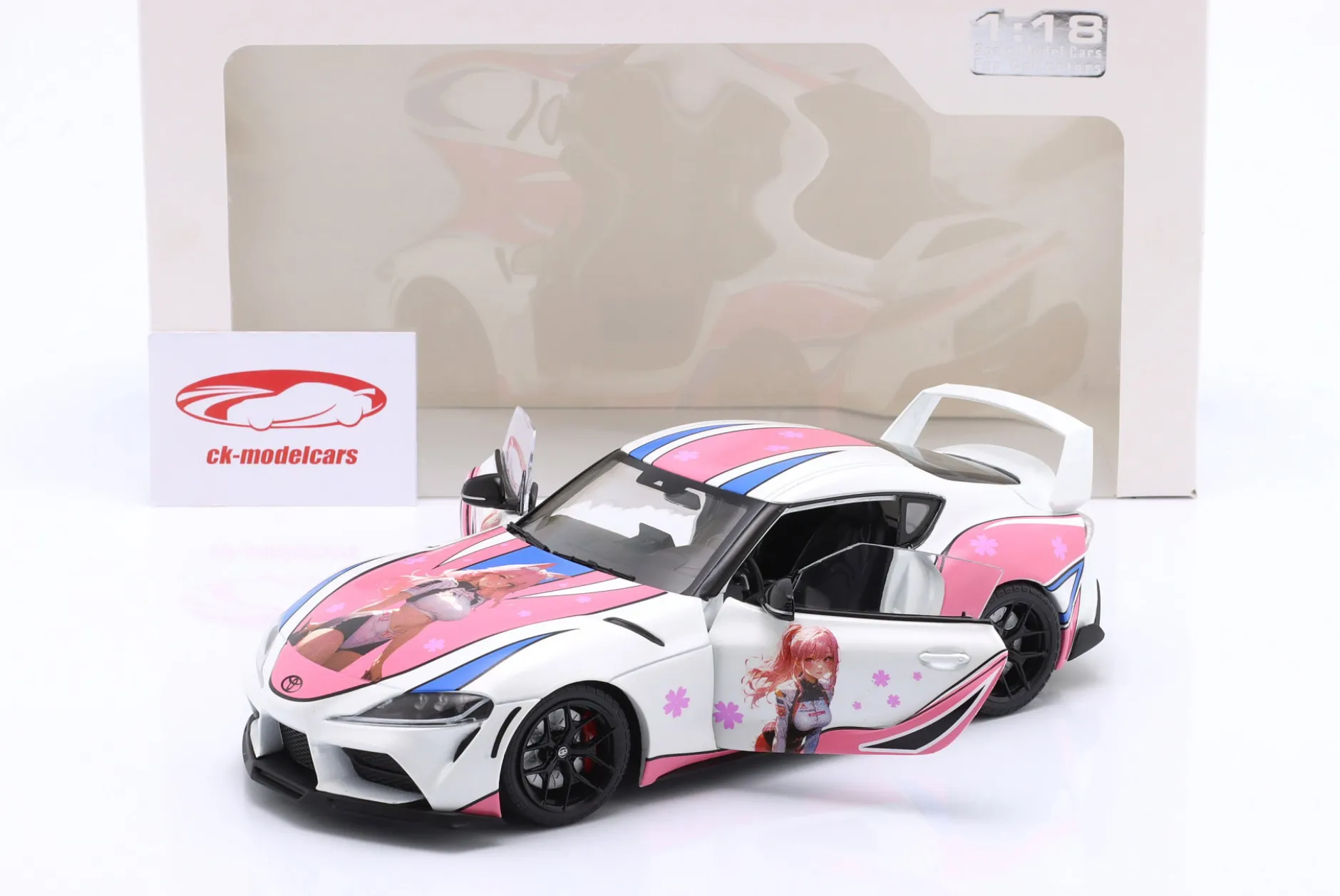 Toyota GR Supra Solido Works Itasha 2024 weiß / pink / Dekor 1:18 Solido