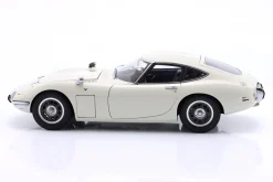 Toyota 2000GT Baujahr 1967 weiß 1:18 AUTOart
