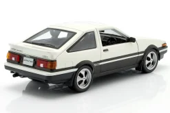 Toyota Sprinter Trueno AE86 Baujahr 1979 weiß 1:24 Maisto