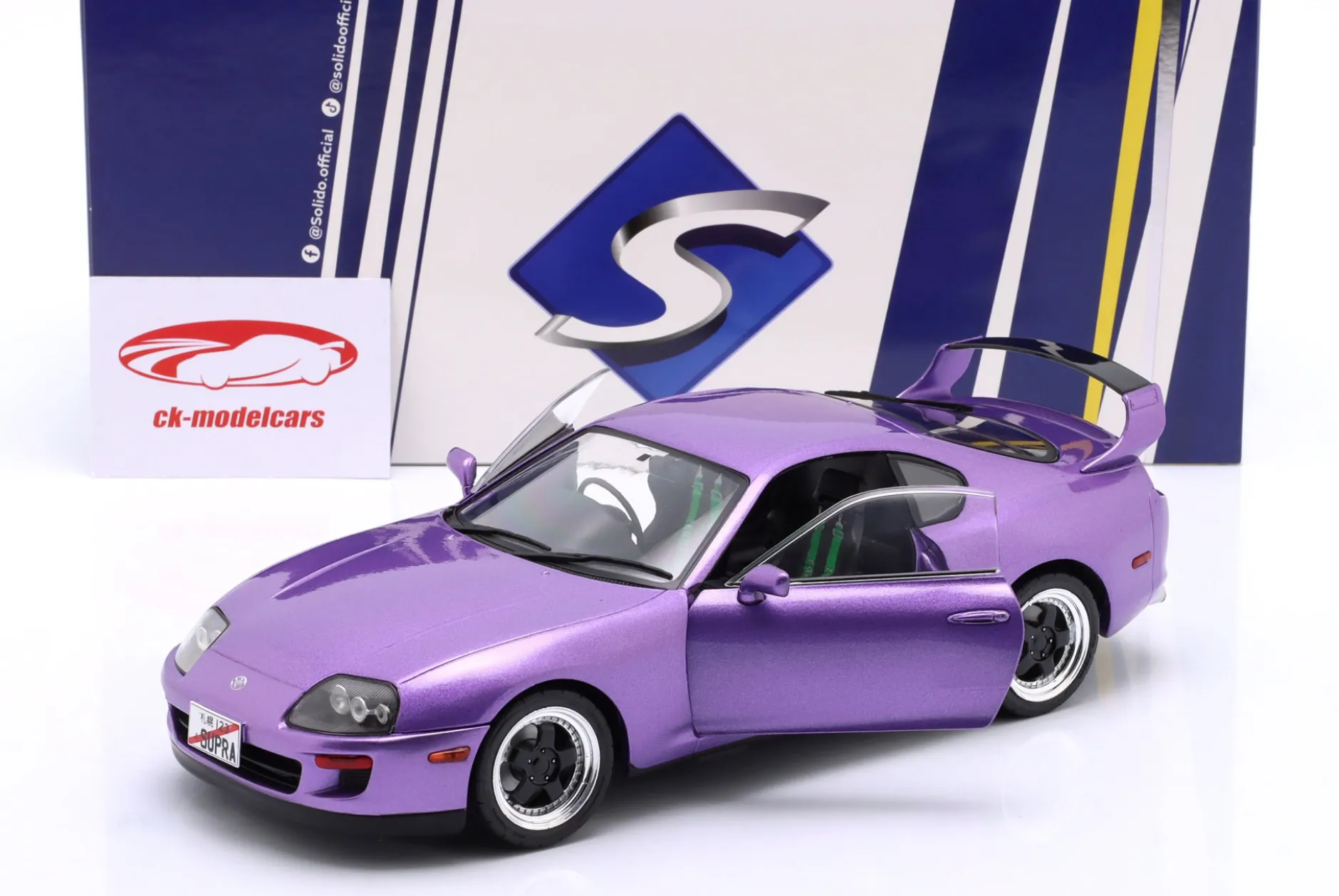Toyota Supra Mk IV (A80) Baujahr 1993 lila metallic 1:18 Solido