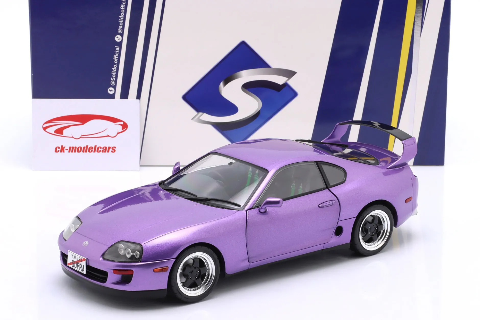 Toyota Supra Mk IV (A80) Baujahr 1993 lila metallic 1:18 Solido