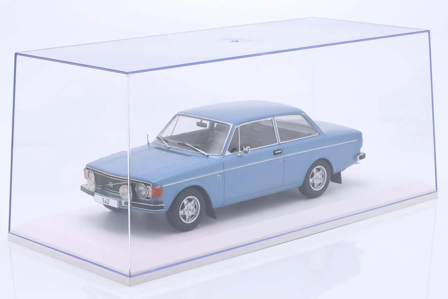 Triple9 Acryl-Einzelvitrine für Modellautos im Maßstab 1:18 "white base"