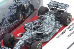 Valtteri Bottas Alfa Romeo C42 Formel 1 Test Barcelona 2022 1:43 Minichamps