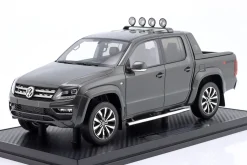 Volkswagen VW Amarok grau metallic 1:18 Radscale Models
