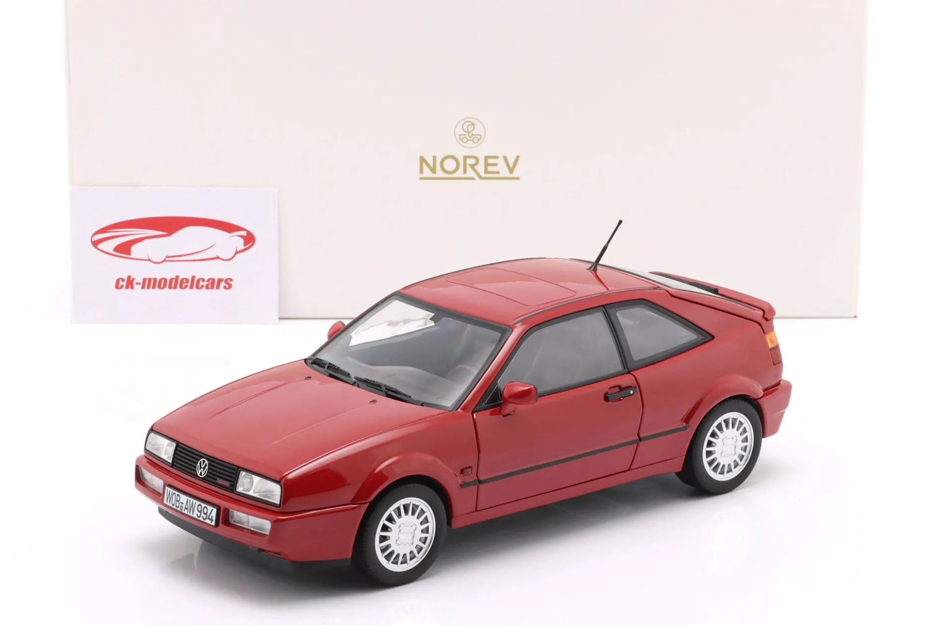 Volkswagen VW Corrado G60 Baujahr 1989 tornado rot 1:18 Norev