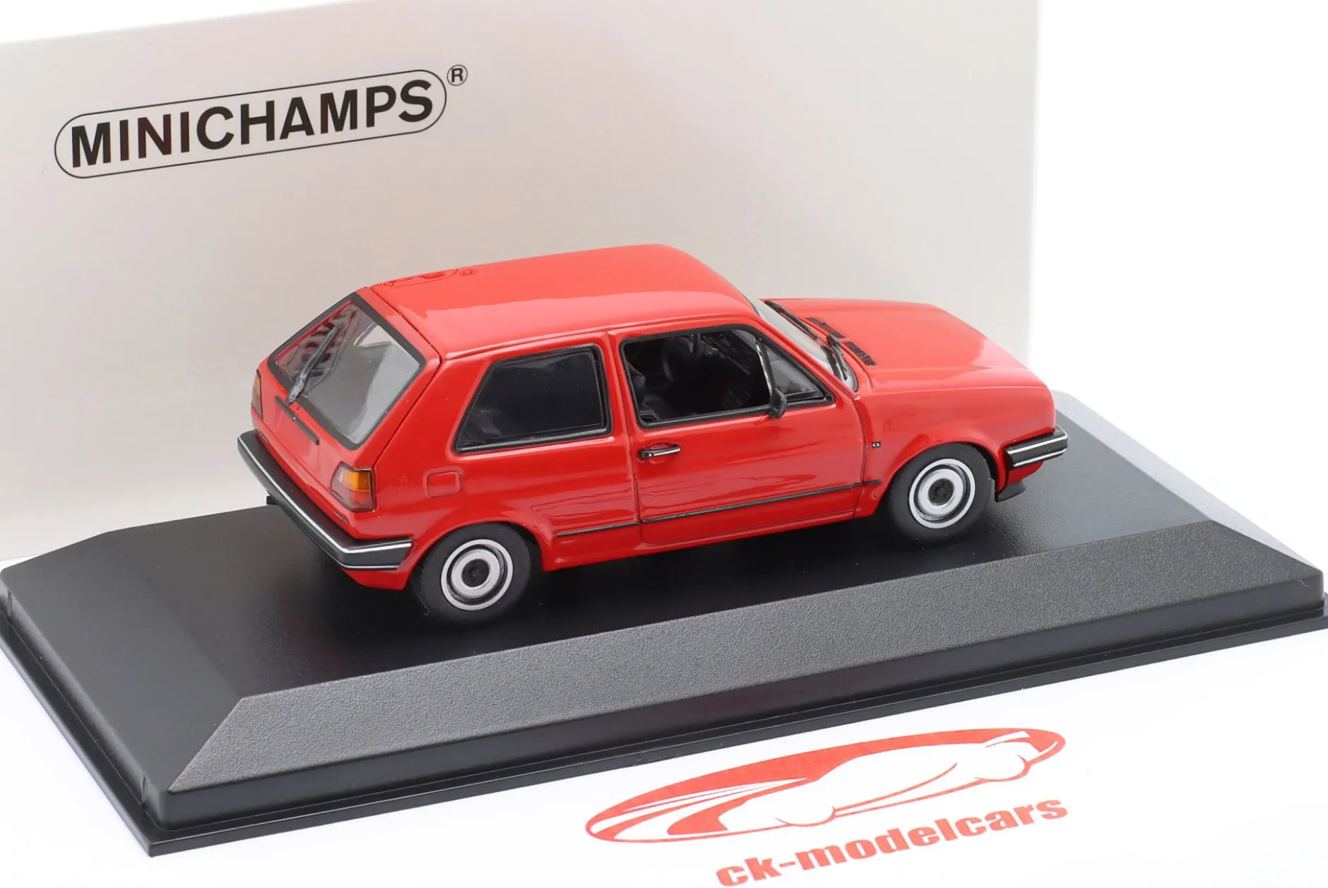 Volkswagen VW Golf II Baujahr 1985 rot 1:43 Minichamps