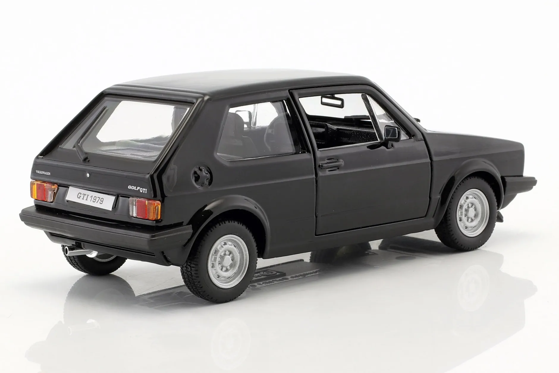 Volkswagen VW Golf Mk1 GTI Baujahr 1979 schwarz 1:24 Bburago