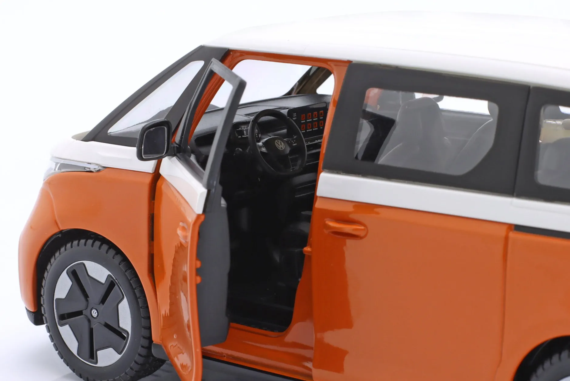 Volkswagen VW ID. Buzz Baujahr 2023 orange / weiß 1:24 Maisto