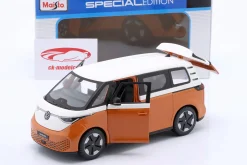 Volkswagen VW ID. Buzz Baujahr 2023 orange / weiß 1:24 Maisto