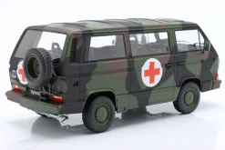 Volkswagen VW T3 Bus Syncro Bundeswehr Ambulanz 1987 tarnfarben 1:18 KK-Scale