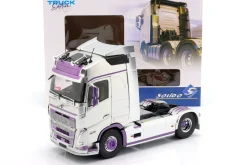 Volvo FH Globetrotter XL Sattelzugmaschine 2023 silber / lila 1:24 Solido