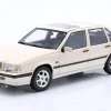 Volvo 850 GLT Baujahr 1991-1994 weiß 1:18 Cult Scale