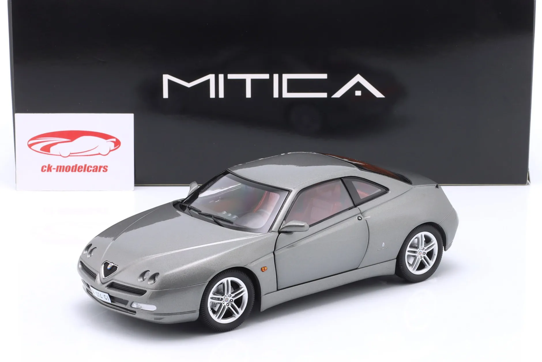 2. Wahl / Alfa Romeo GTV 2.0 V6 TB Baujahr 1998 grau metallic 1:18 Mitica
