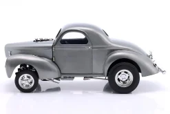 Willys Gasser Hammered Steel Baujahr 1940 clear finish 1:18 GMP