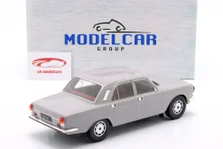 Wolga M24-10 Baujahr 1985 hellgrau 1:18 ModelCar Group