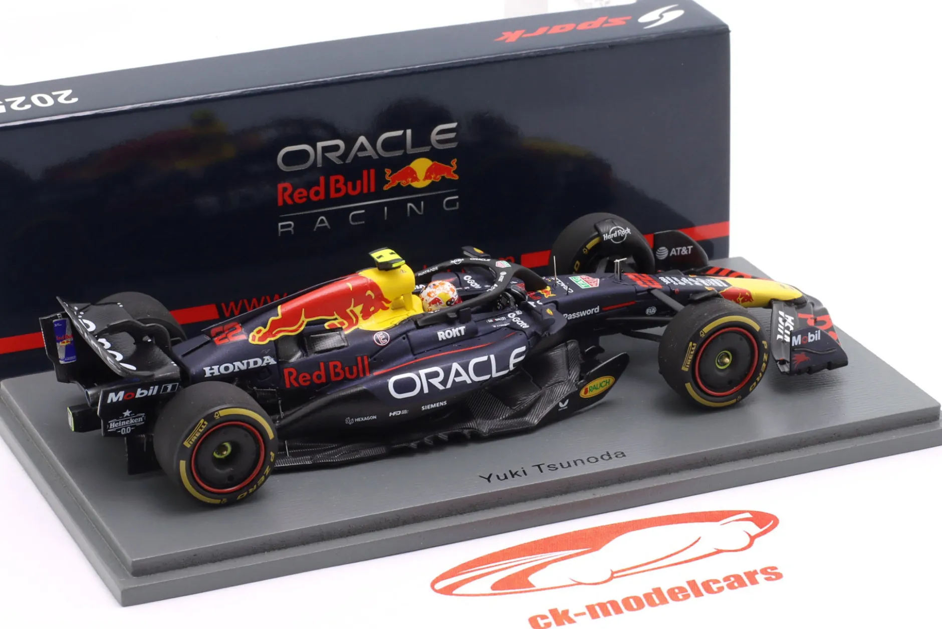 Yuki Tsunoda Red Bull Racing #22 100th GP Kanada GP Formel 1 2025 1:43 Spark