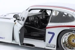 Zakspeed Ford Capri Turbo Gr.5 #7 DRM 1983 Jörg van Ommen 1:18 WERK83