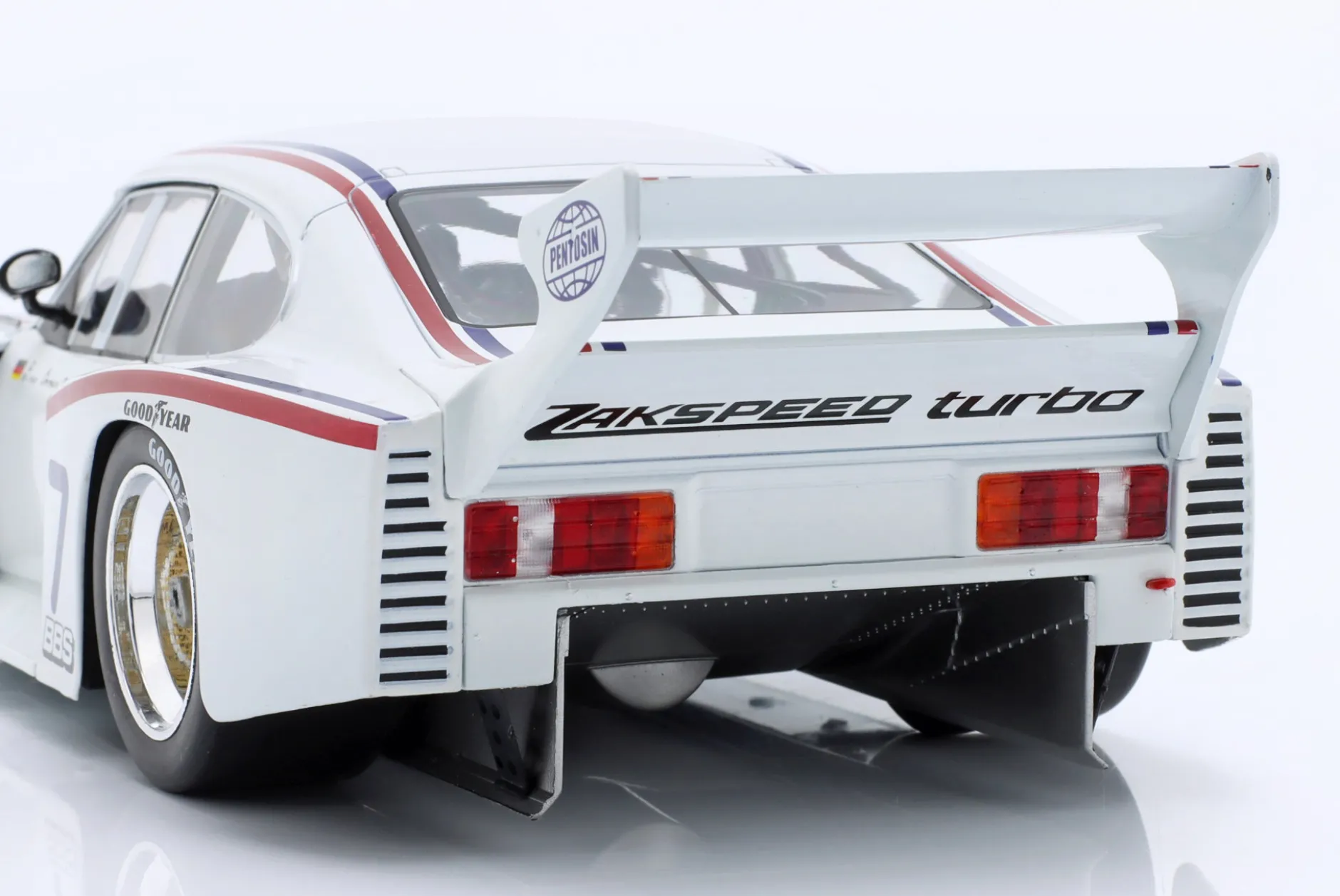 Zakspeed Ford Capri Turbo Gr.5 #7 DRM 1983 Jörg van Ommen 1:18 WERK83
