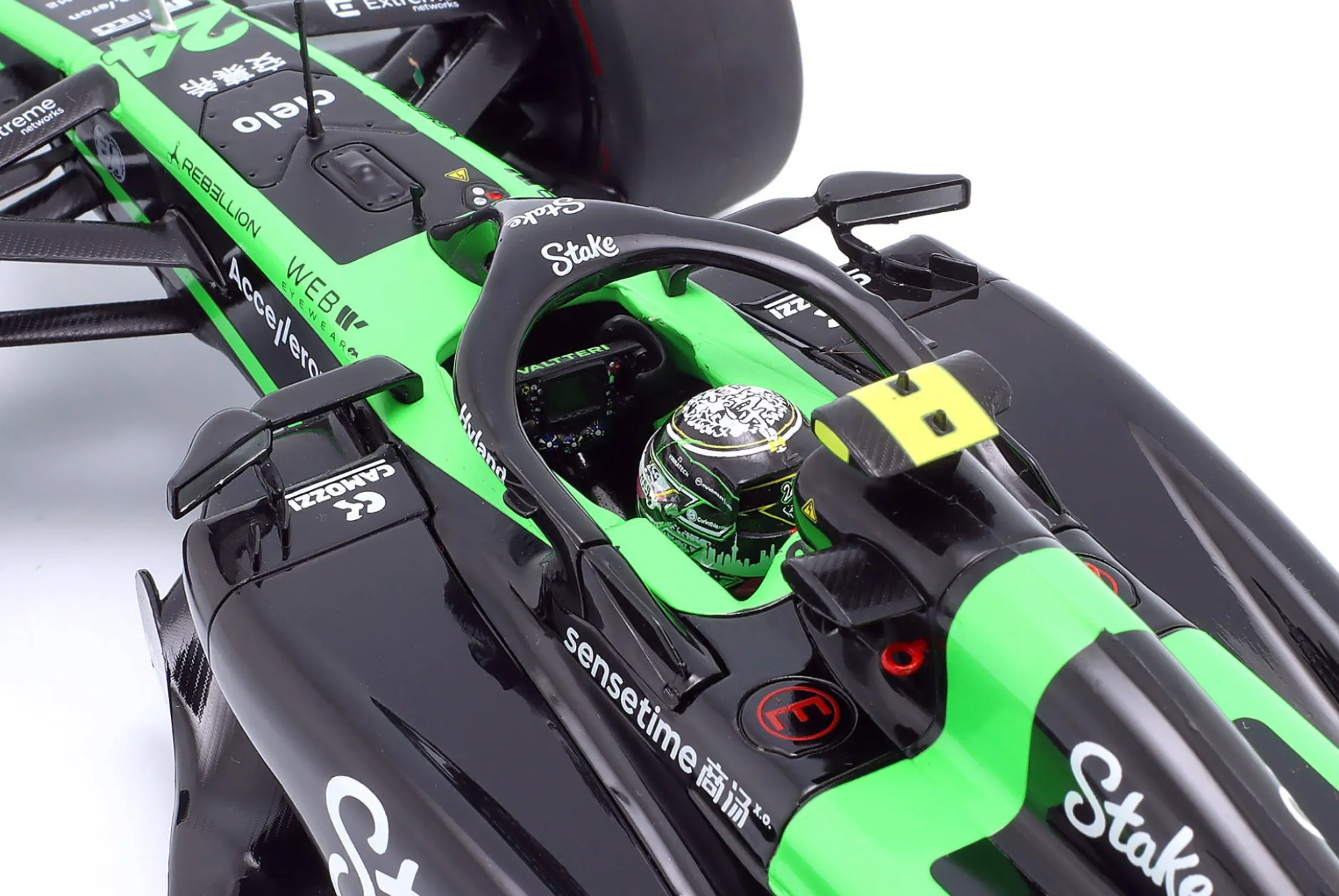 Zhou Guanyu KICK Sauber C44 #24 Bahrain GP Formel 1 2024 1:18 Solido